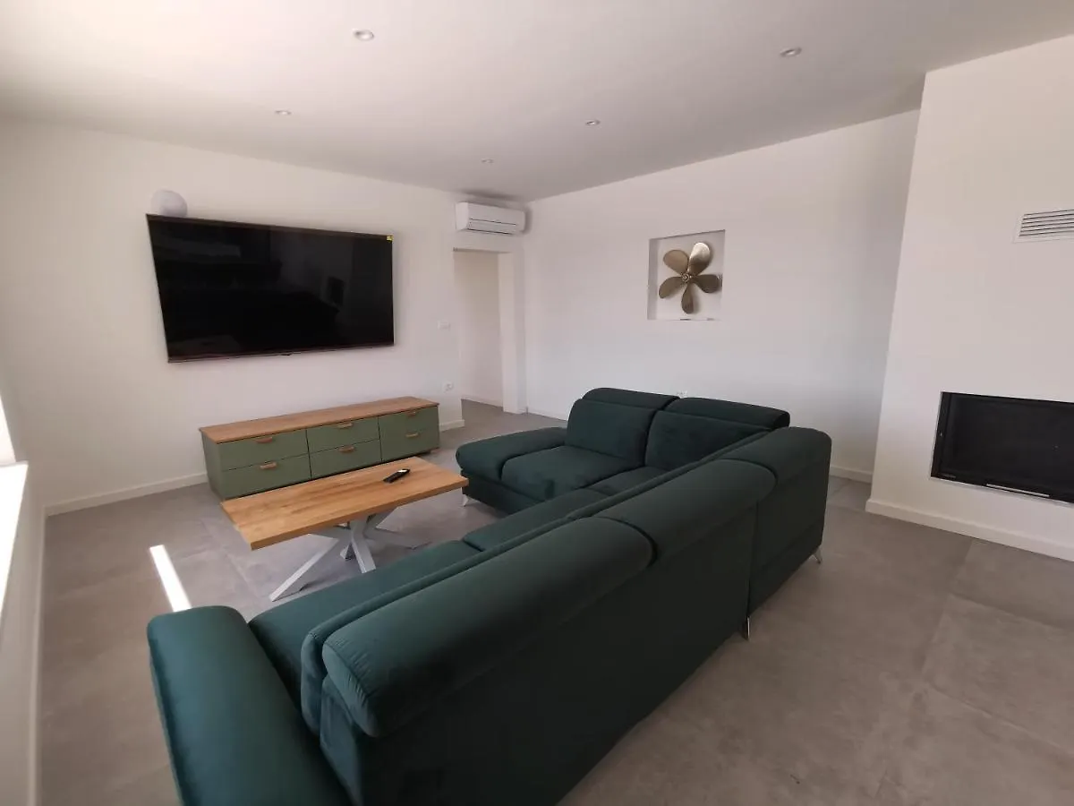 Villa Mare E Monti With Heated Pool Umag Croatia