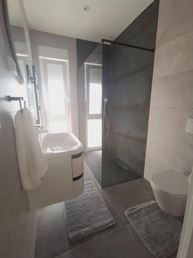 Villa Mare E Monti With Heated Pool Umag
